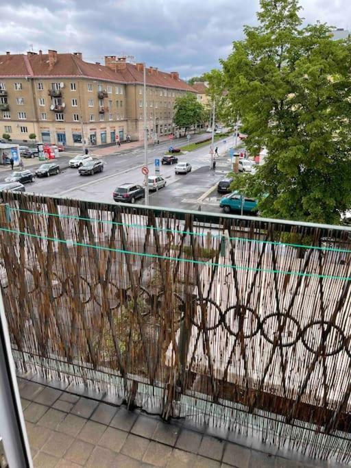 Priestranny 3 Izb. Apartman V Centre S Parkovanim. Banská Bystrica Dış mekan fotoğraf